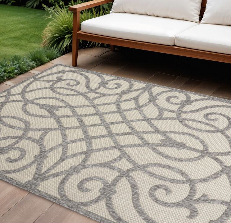 HomeRoots 6' X 9' Cream And Gray Trellis Indoor Outdoor Area Rug