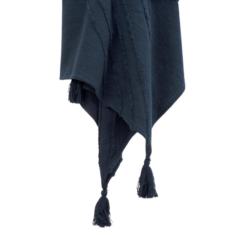 HomeRoots 50" X 60" Blue Cotton Woven Geometric Throw Blanket with Tassels image number 4