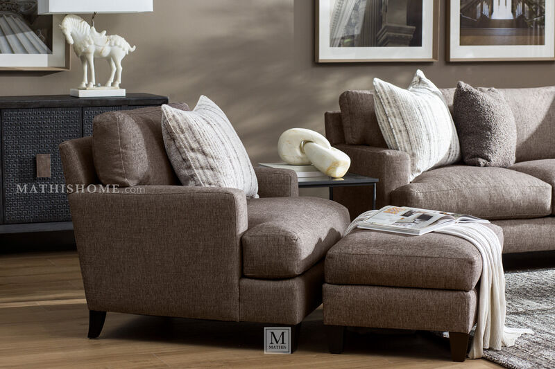 Mila Ottoman image number 1