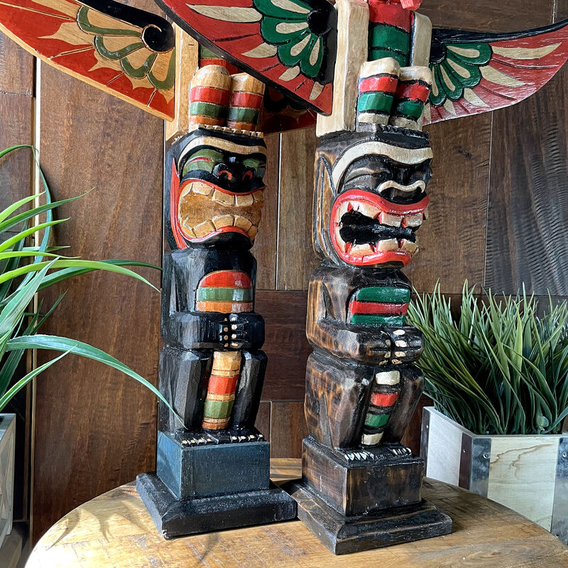 20 Inch Tall Northwest Coast Style Wooden Totem Pole Light Brown image number 9