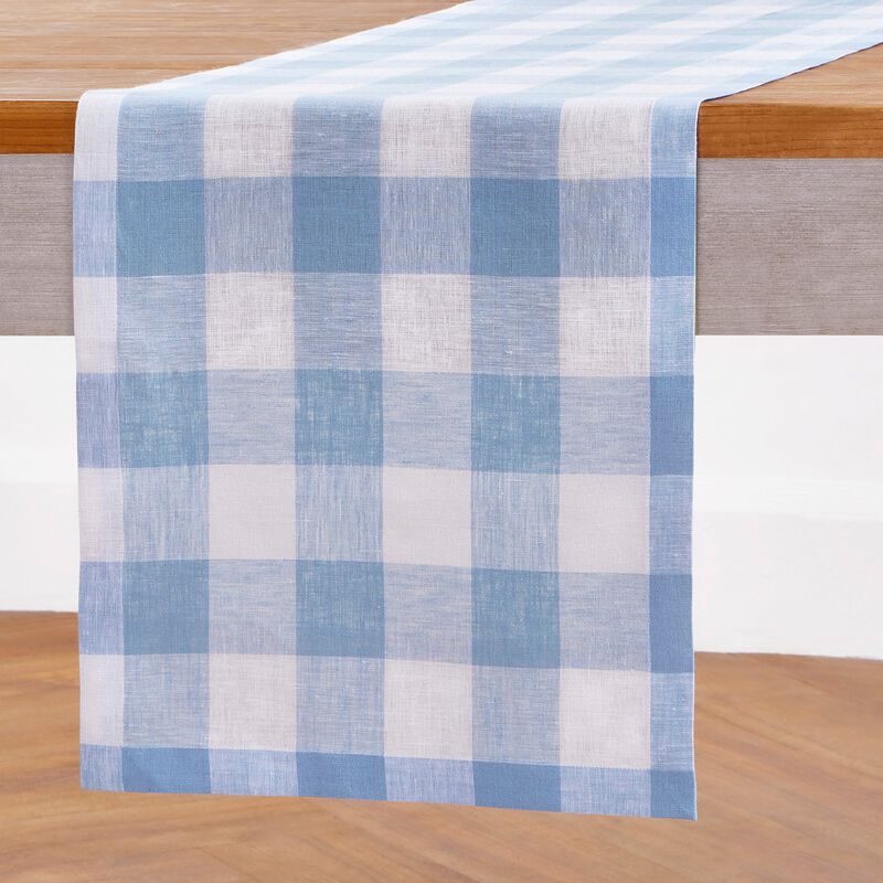 Solino Home Buffalo Check 100% Linen Table Runner &ndash; Handcrafted, Machine Washable, Perfect for Holiday and Everyday Dining