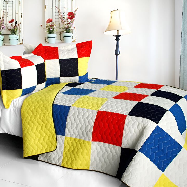 Queen Size 3-Piece Vermicelli Quilted Patchwork Plaid Quilt Set with Shams