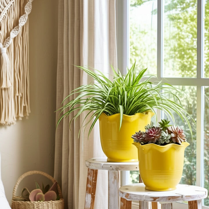 Fluted Planters (Set of 2)