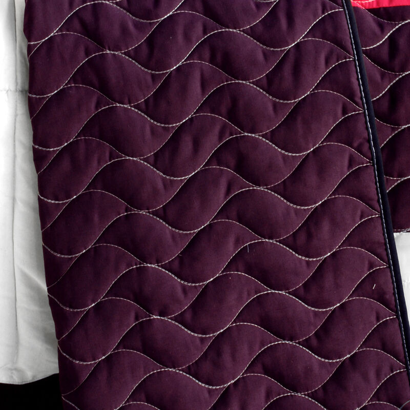 Reversible 3PC Patchwork Quilt Set Queen Size with Vermicelli Quilted Stitching-Pink image number 3