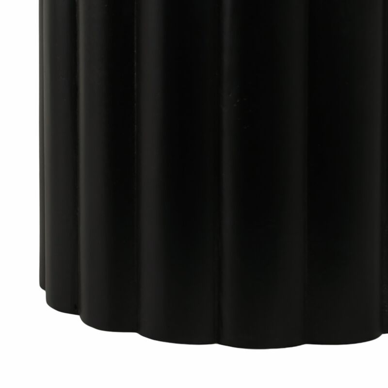 20" Large Ribbed Accent Table image number 4