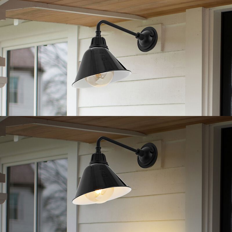 Croydon Farmhouse Industrial Indoor/Outdoor Iron LED Gooseneck Arm Outdoor Sconce