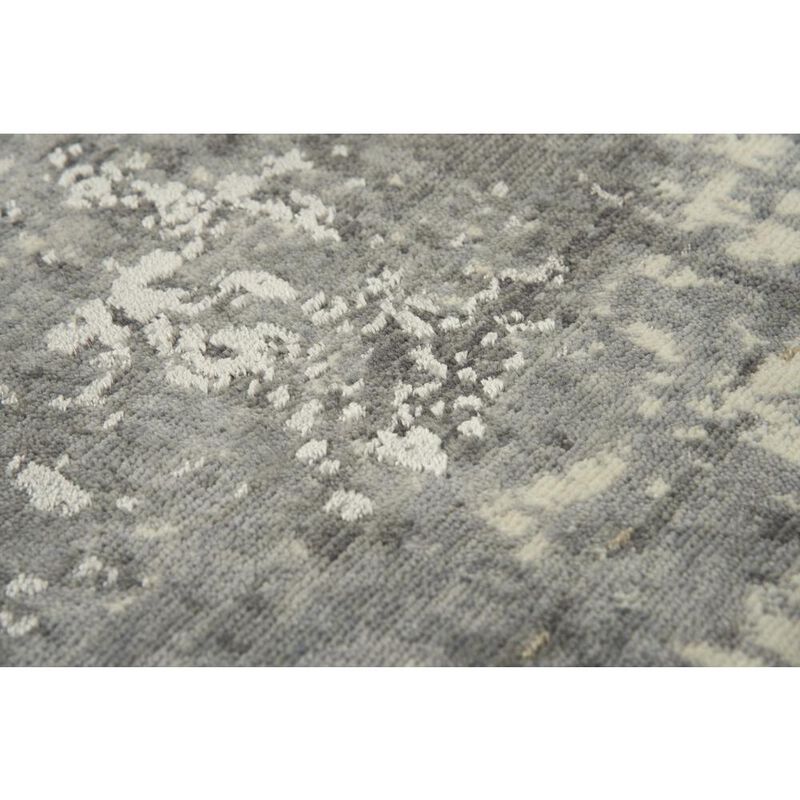 Radiant Gray 5' x 8' Hybrid Rug