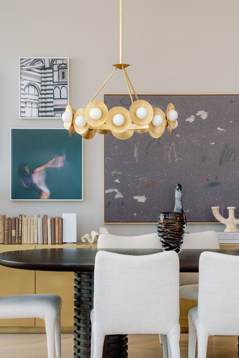 Emerald Chandelier image number 2