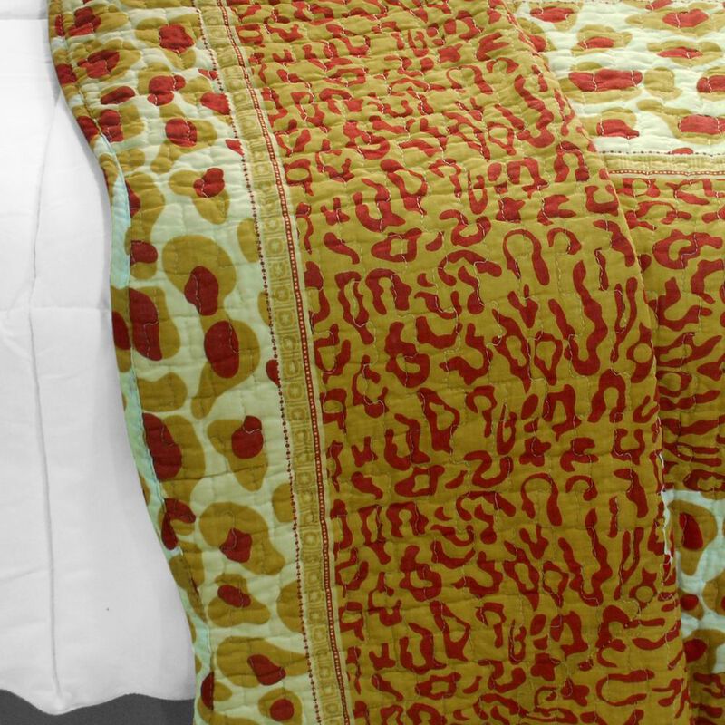 Soft Cotton 3PC Printed Quilt Set, Golden Time Vermicelli Quilted Style-Multicolor image number 4