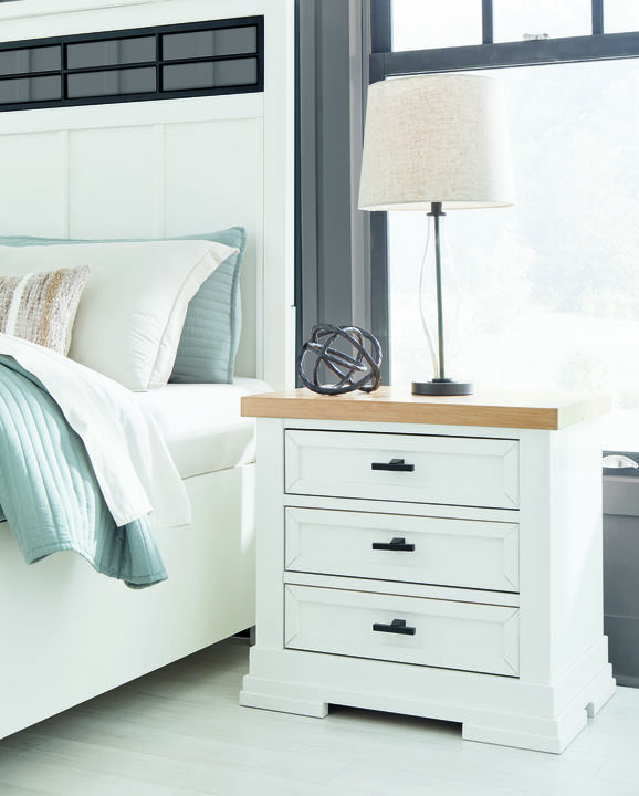 Ashbryn Nightstand