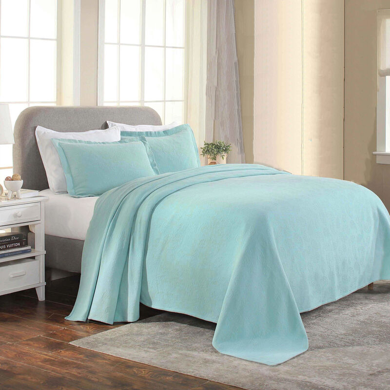Lightweight Cotton Bedspread Set with Matching Shams image number 0