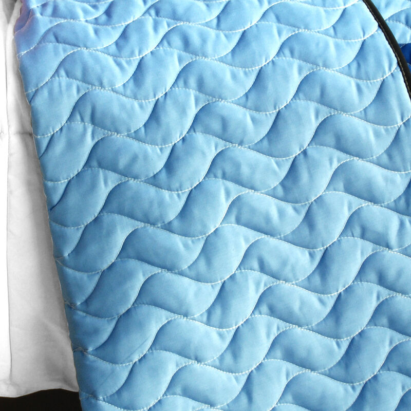 3PC Vermicelli-Quilted Patchwork Quilt Set Lightweight All-Season Bedding image number 3