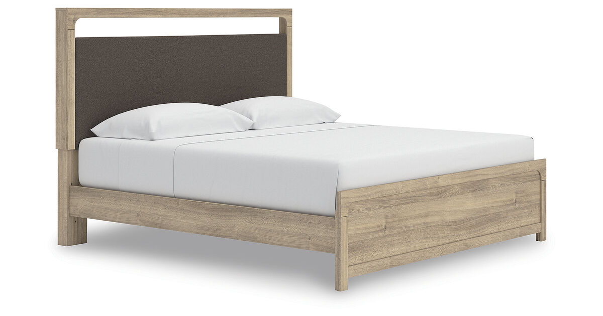 Hollymount Queen Upholstered Platform Bed