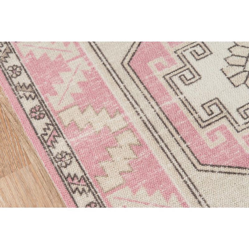 Momeni Traditional Rectangle Area Rug, Pink, 7'9 X 9'10
