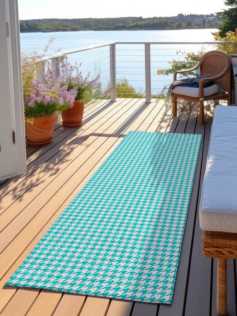 Hinton HN1 Aqua 2'3" x 12' Rug