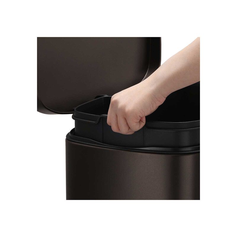 Kitchen Trash Can 13 Gallon &ndash; Step-On Garbage Bin in with Soft-Close Lid and Sturdy Foot Pedal