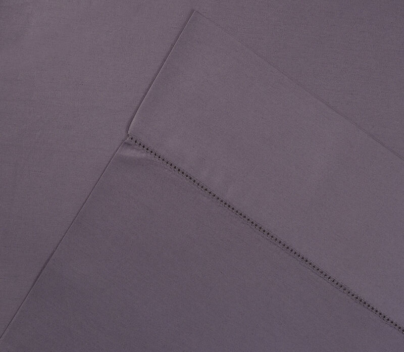 Pointehaven 610 Thread Count 100% Long Staple Cotton Hem Stitch 4 pc Sheet Set.