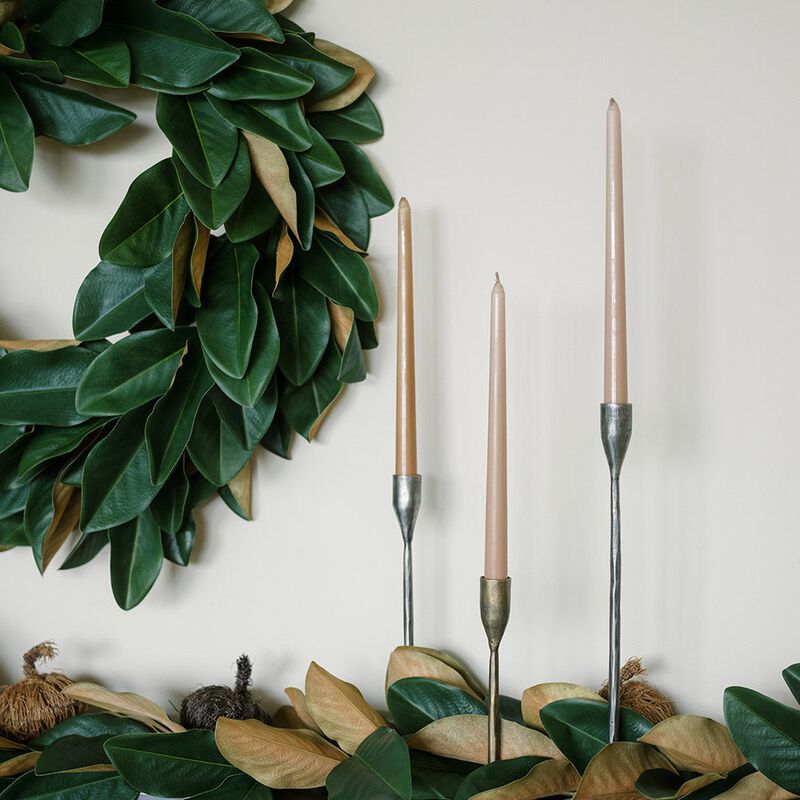 9' Faux Green Magnolia Leaf Garland image number 5