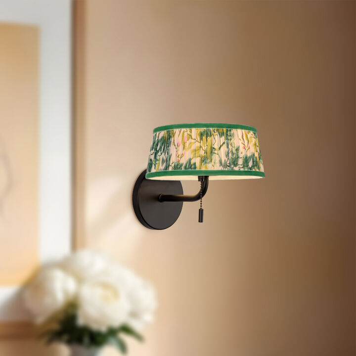 Scout 7-in Damp-Rated Wall/Vanity Light with Patterned Pleated Linen Shade