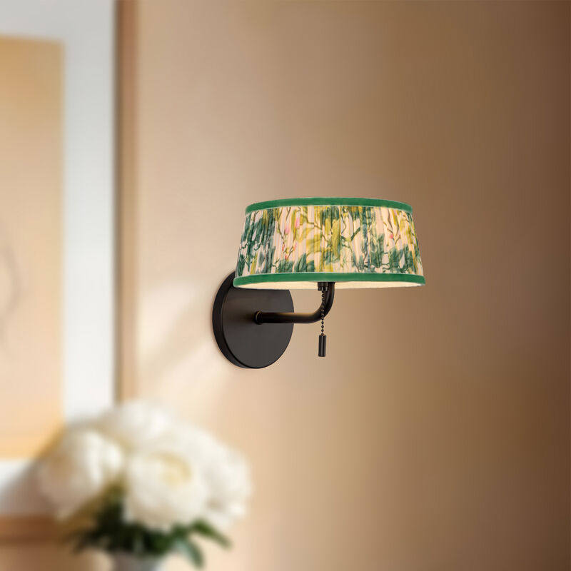 Scout 7-in Damp-Rated Wall/Vanity Light with Patterned Pleated Linen Shade image number 1