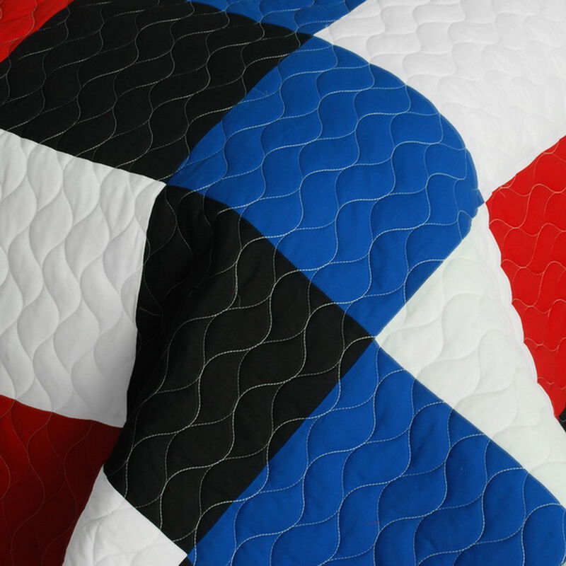3 Piece Queen Size Patchwork Quilt Set with Vermicelli Quilted Finish-Blue image number 4