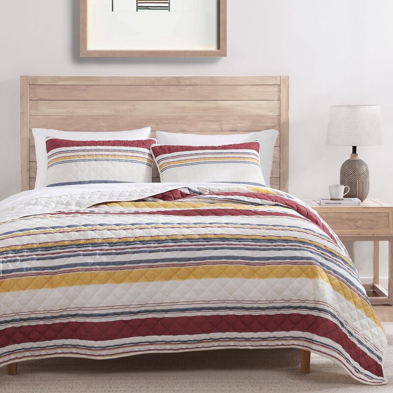 Mystic Merlot Twin Quilt Set image number 1