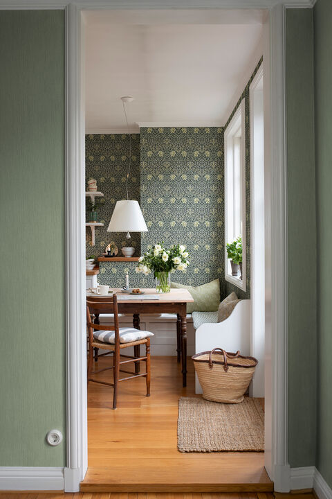 Oxford Union Sea Green Floral Vines Wallpaper