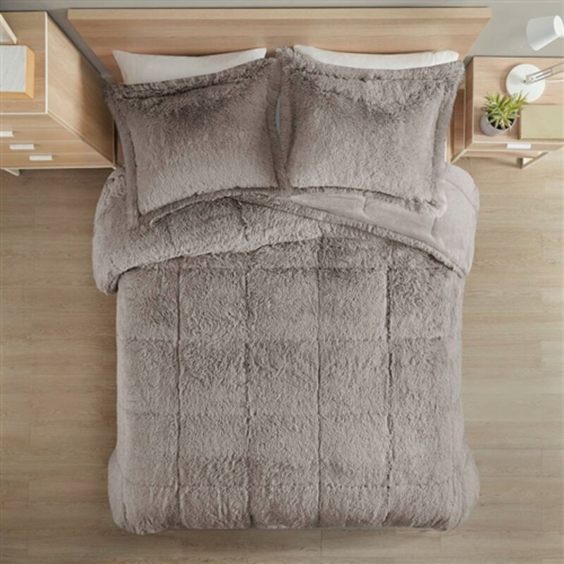 3-Piece Sherpa Faux Fur Comforter Set &ndash; Cozy and Plush Bedding with Matching Pillow Shams