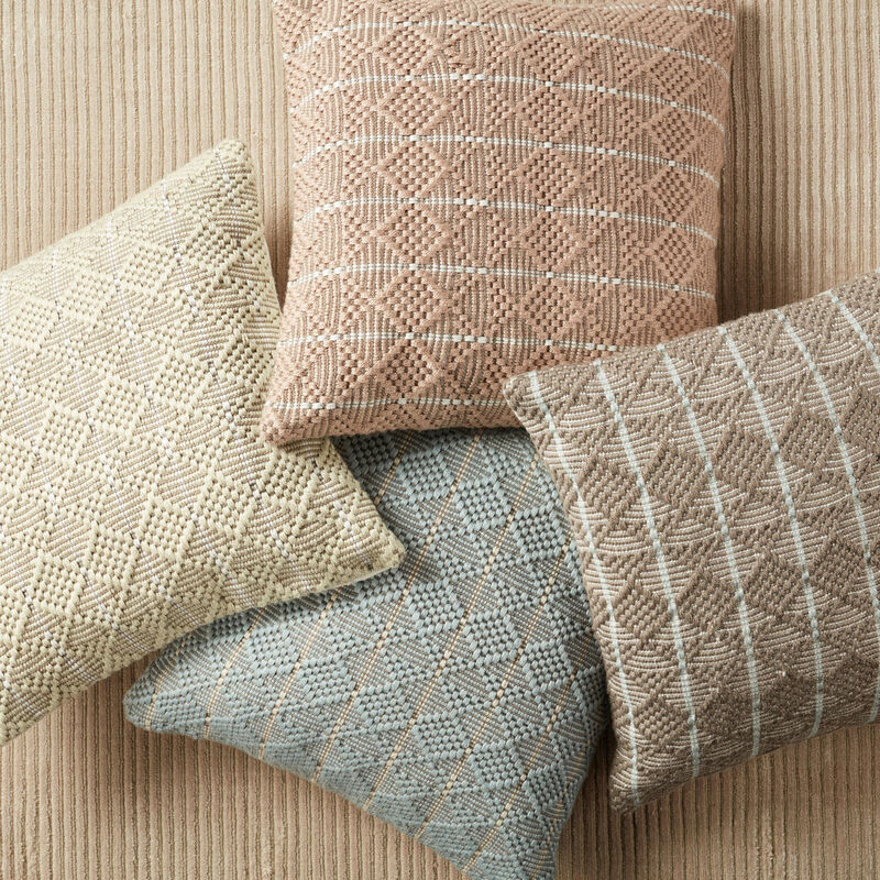 Torren TOR04 22"X22" Pillow Cover image number 2
