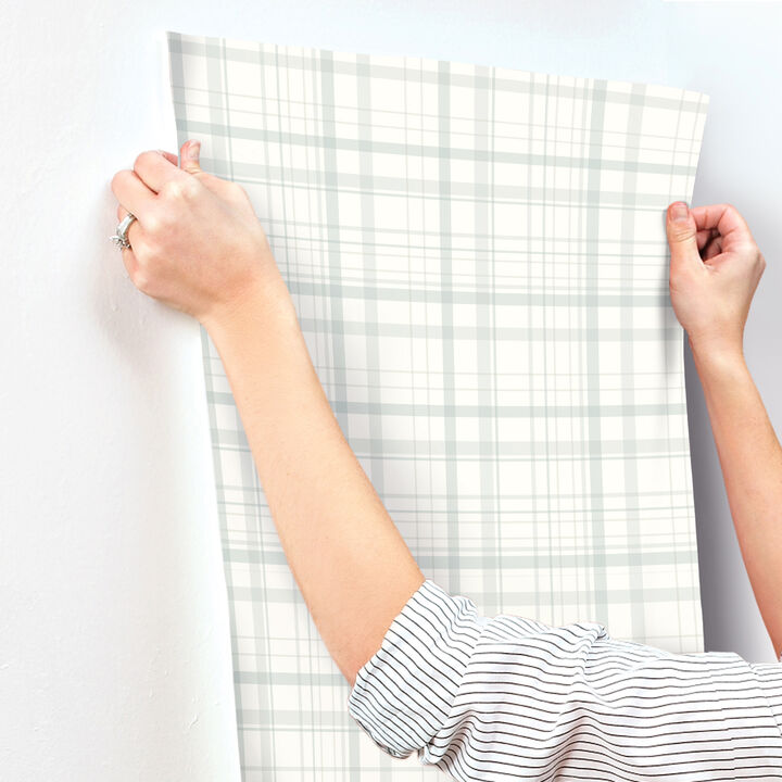 Burgess Light Blue Plaid Wallpaper