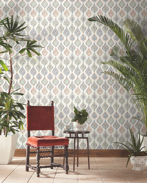 Marketplace Motif Off White & Green Wallpaper