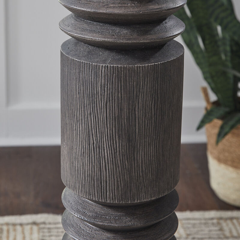 Fainwell Floor Lamp image number 2