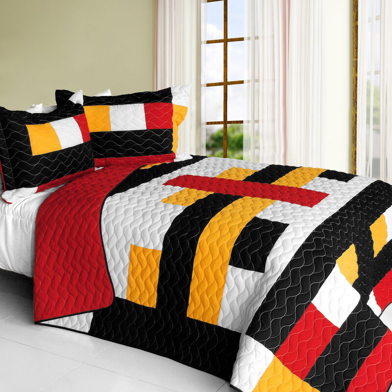 Queen Size 3 Piece Patchwork Quilt Set Bonfire Heart Soft Bedspread Set image number 0