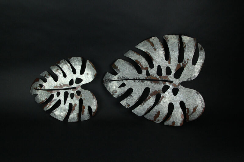 Set of 2 Galvanized Zinc Finish Metal Monstera Leaf Sculptures Wall Hangings image number 2