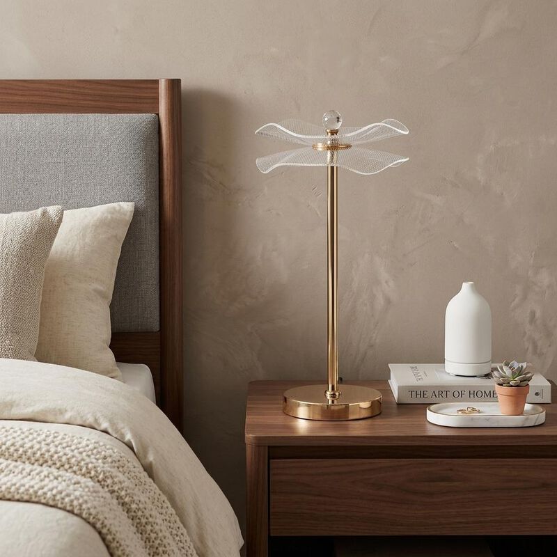 HomeRoots 18" Gold Bedside Lamp With Novelty Shade image number 1