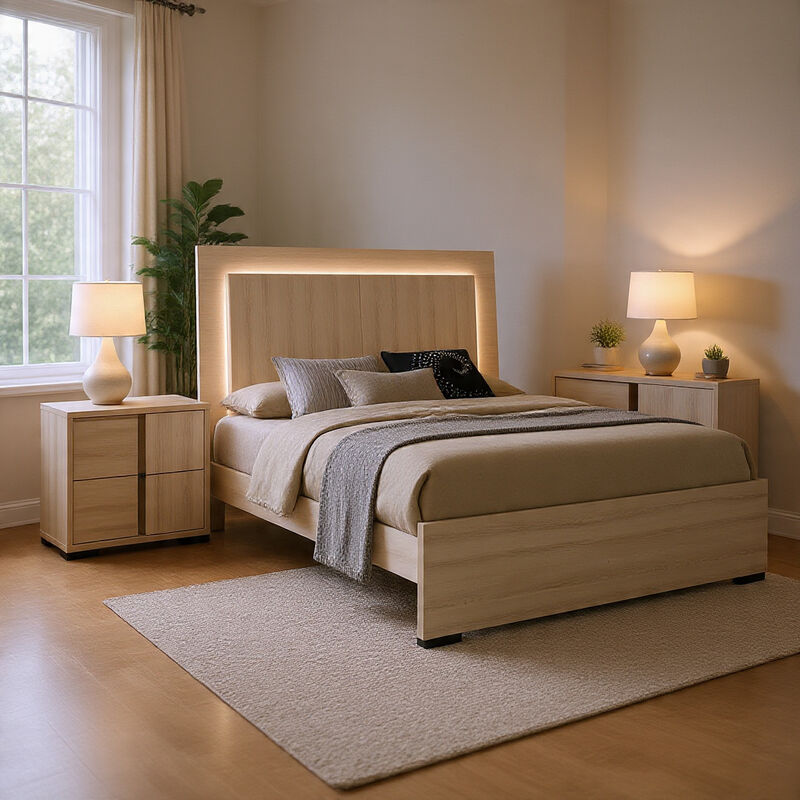 Queen Bedroom Set, White Wash, Chrome, 3 Piece Set with 2 Nightstands image number 1