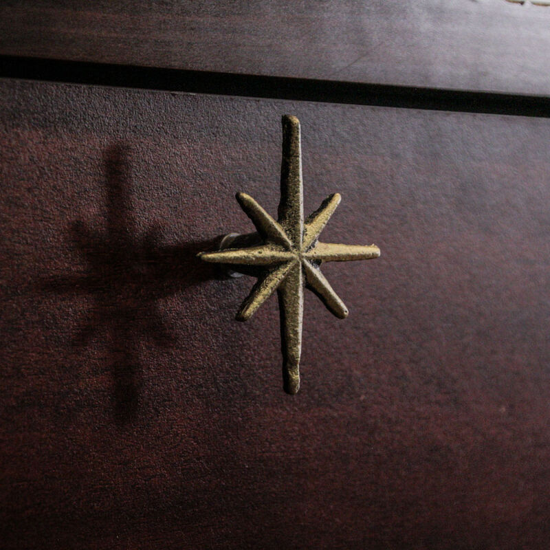 Set of 6 Unique Antique Gold Starburst Cast Iron Drawer Pulls & Cabinet Knobs - Add Mid Century Modern Charm to Your Decor with Elegant 8-Pointed Star Burst Design image number 6
