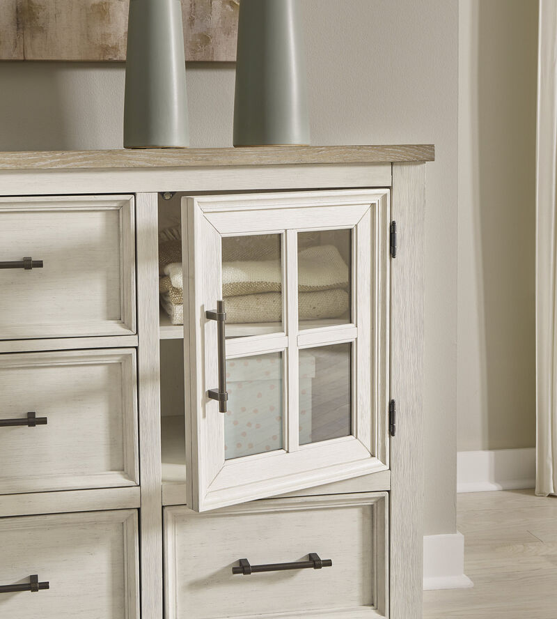 Shaybrock Dresser and Mirror image number 3