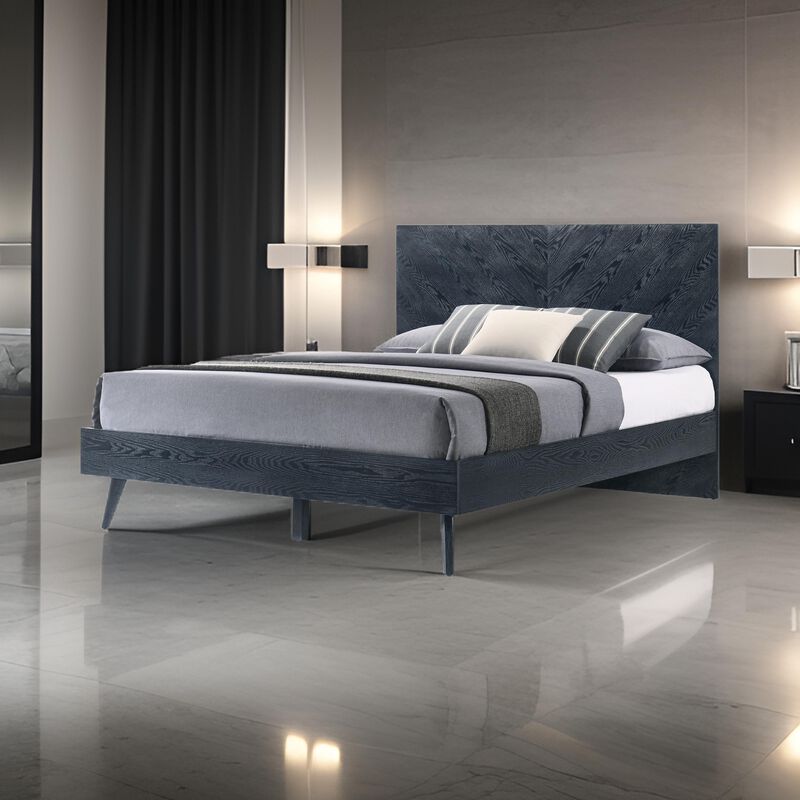 Cid Coy King Size Platform Bed, Ash Veneer with Crown Cut Pattern, Gray - Benzara