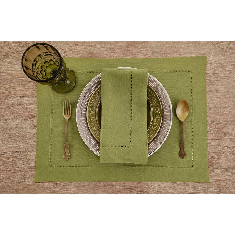 Solino Home Classic Hemstitch 100% Linen Placemats &ndash; Set of 4, 14 x 19 in, Machine Washable, Holiday and Everyday Dining
