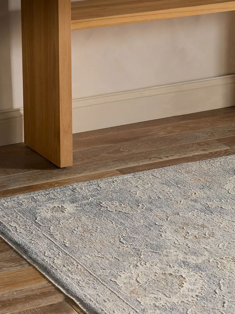 Vekhea Alara Silver 7'10" x 10' Rug image number 5