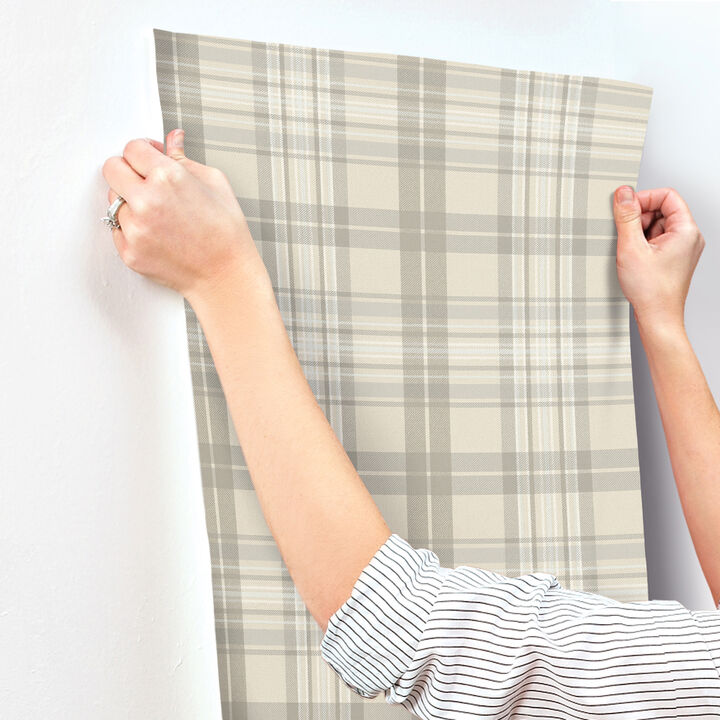 Austin Beige Plaid Wallpaper
