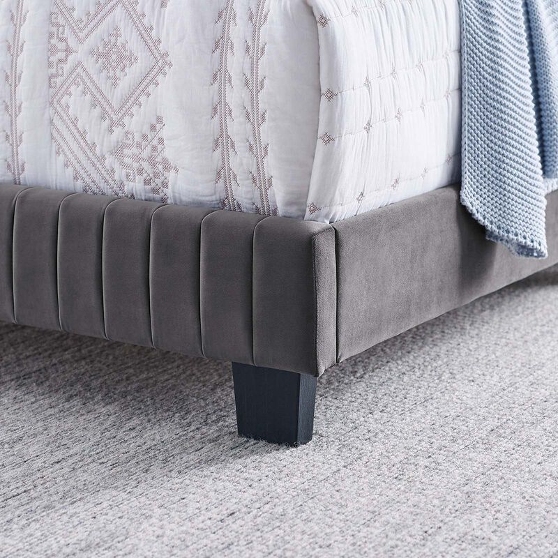 Celine Channel Tufted Performance Velvet King Bed image number 8