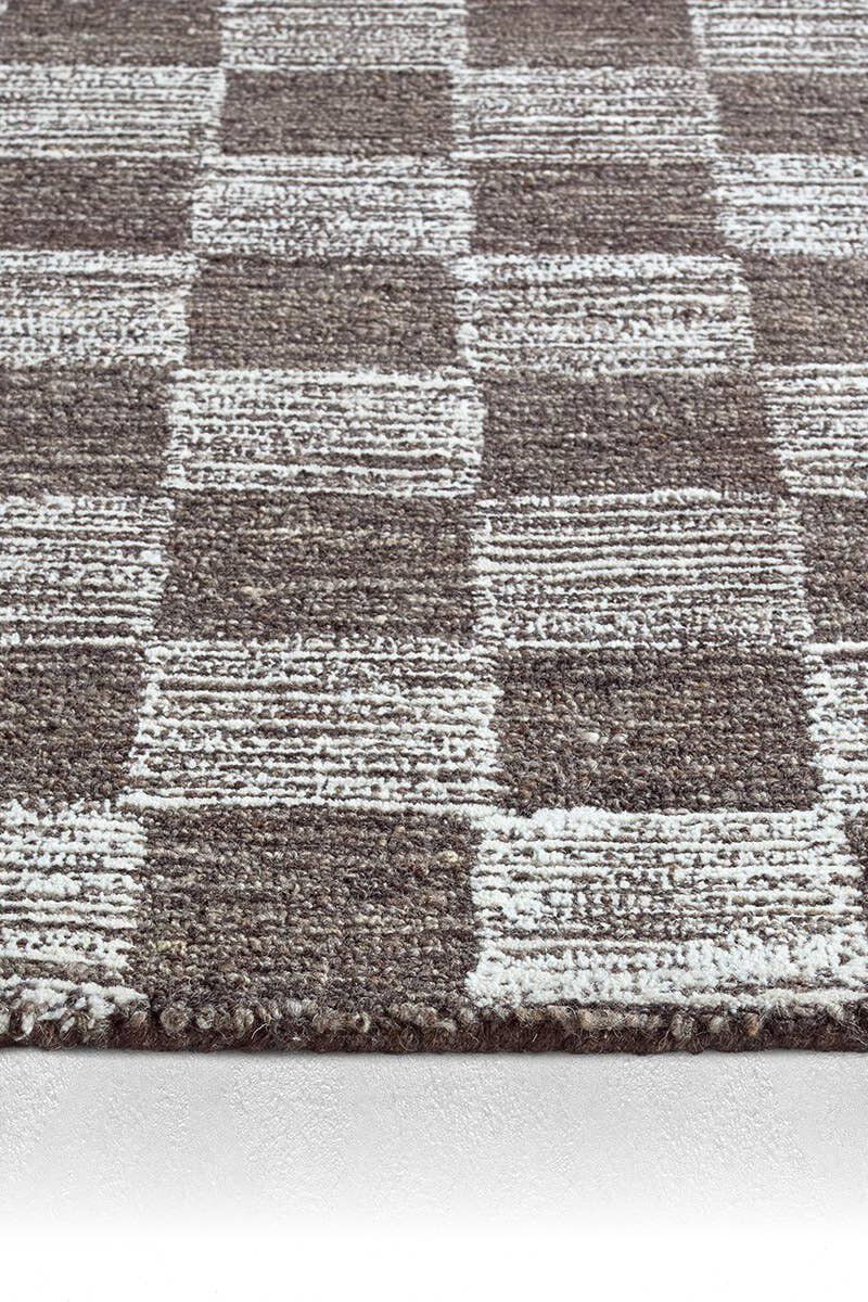 Finnigan Tijara Bleached Sand 8'6" x 11'6" Rug by Label J x Jaipur Living image number 9
