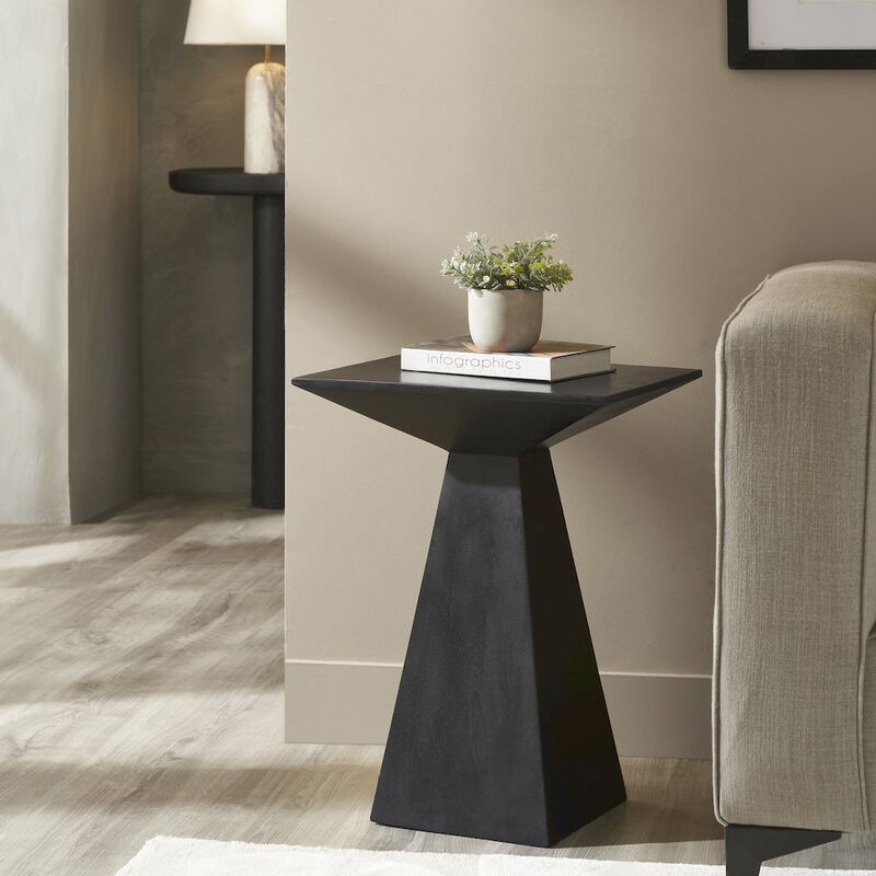 Renwil Moulin Side Table In Black Color