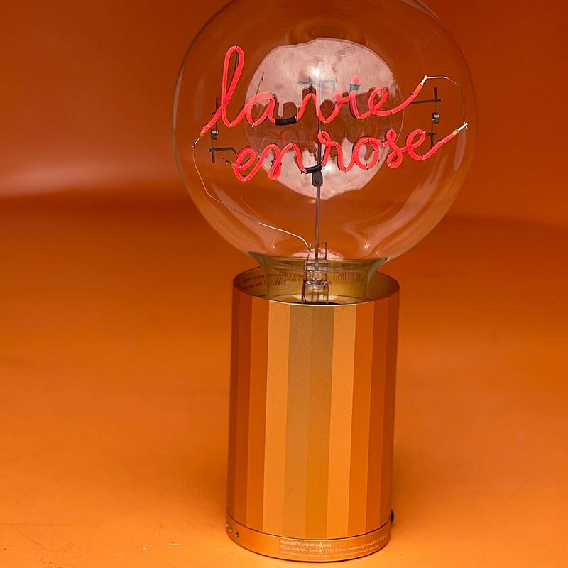 Bulb LA VIE EN ROSE Red with Base Table Lamp PORTABLE Rose Gold image number 1