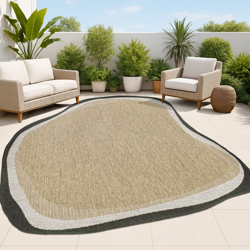 Wyatt Modern Rustic Abstract Indoor/Outdoor Shaped Area Rug