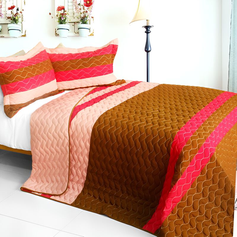 Soft Quiet Time 3 Piece Patchwork Quilt Set with Vermicelli Quilting-Coffee image number 0