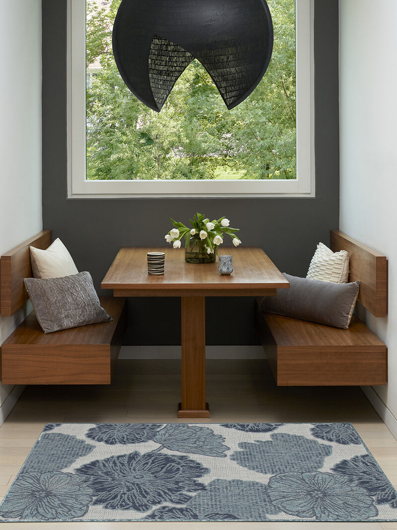 Garden Oasis GOA04 Blue 2' x 4' Rug