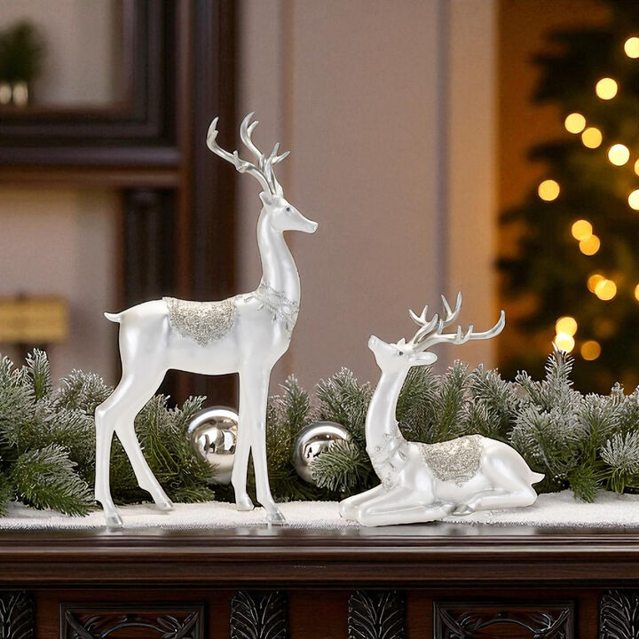 Modern Winter Reindeer Decor (Set of 2) – Elegant Holiday Tabletop Statues for Seasonal Vignettes